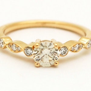 Diamond Engagement Ring Yellow gold 18K Diamond Engagement Bridal Ring 100% natural diamonds conflict free