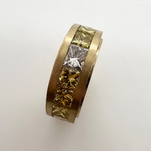 Mens yellow diamond ring 18kt gold princess cut