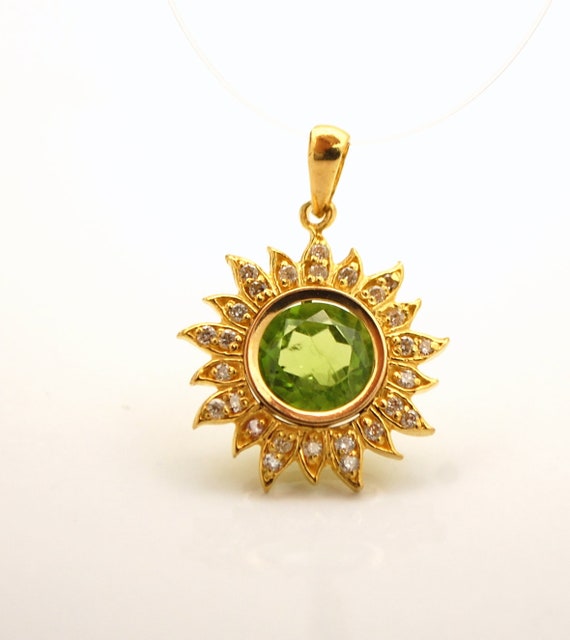 Peridot diamond pendant yellow gold 18k yellow gold solid fine gold/August birthstone sun pendant natural gemstone pendant/natural diamonds