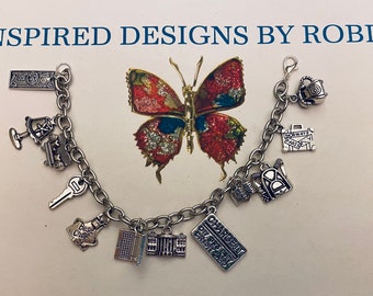Recepción del hotel Pulsera de encanto Check-in conmigo, Empleado del hotel, Hora de entrada, Me encanta mi trabajo en el hotel, Las reservas son mi juego, Plata