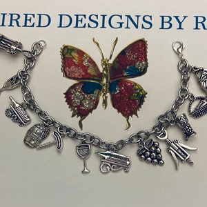 Time for Wine Charm Bracelet, Wine Drinker, It is 5 O&#39;clock somewhere, Wine County Jewelry, Love my Wine Bracelet, Gift for the Wine Drinker