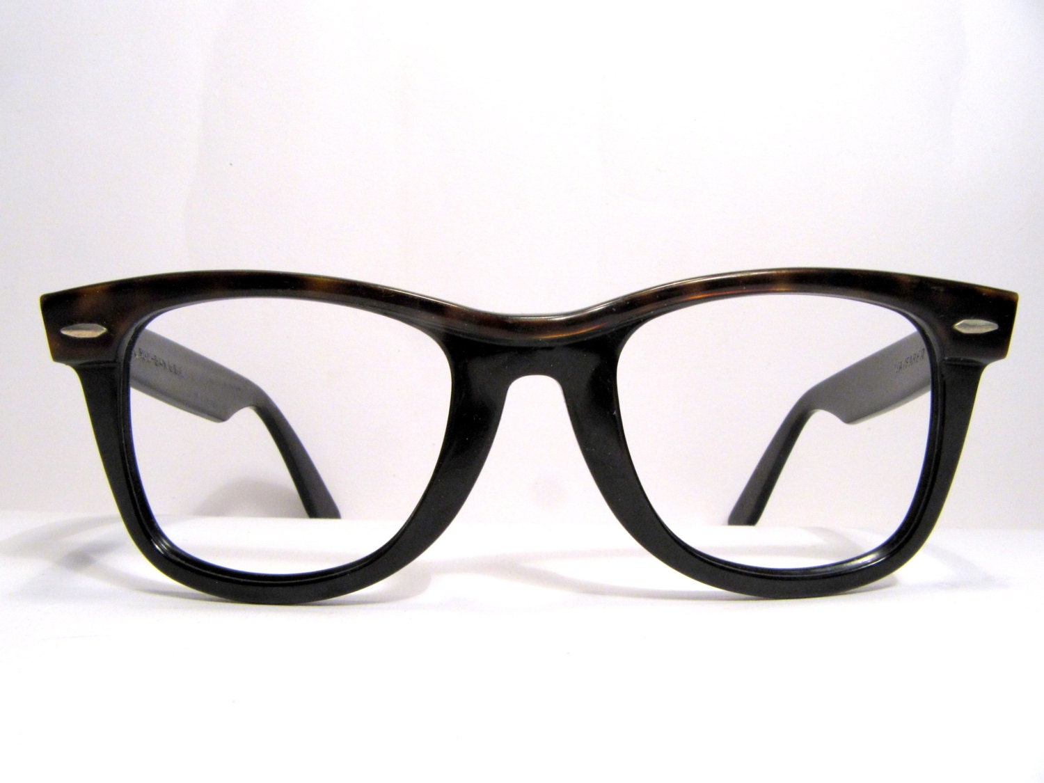 Ray Ban B&L Wayfarer Frame Vintage Sunglasses 1980s Tortoise Black 