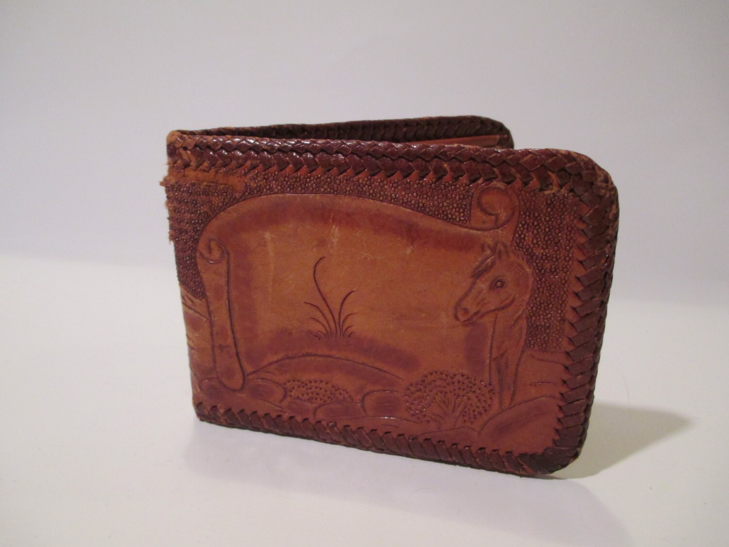 Goose Embroidered Pebbled Calf Leather Bifold Wallet - Black
