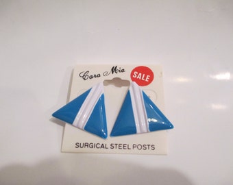 Vintage Cara Mia Blue and White Triangle Post Earrings in Original Package