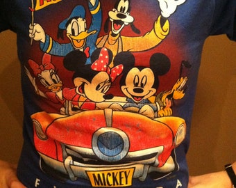 Unisex Vintage Mickey Mouse and Friends Disney Characters Blue "Florida" Tee Shirt