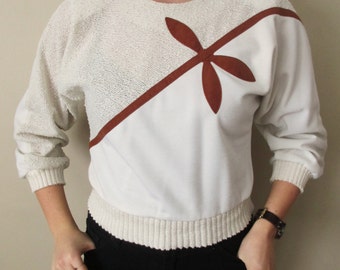 Vintage White and Brown Sweater w/ Brown Embroidered Detail and Zipper Up Back