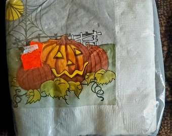 Vintage 1996 Halloween Jack o lantern paper napkins Scary Pumpkin Party House New (Package ripped) Facial Quality 48 2- ply 10x10 inches