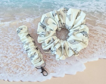 Shark scrunchie and keychain Set, Shark Week, Sharks, Ocean, Fish, Gray, Aquatic, Keychain, Scrunchie, Beach, Beach hair, party favor, gift