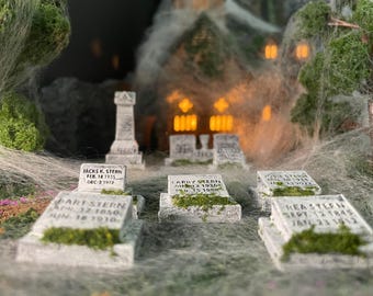 Spooky Town / Department 56 / O Scale / 1:48 / Stern Family Plot / Cemetery / Graveyard /