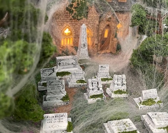 Spooky Town / Department 56 / O Scale / 1:48 / Brown Family Plot / Cemetery / Graveyard /