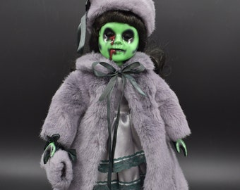 Chausiku 17" OOAK porseleinen horrorpop