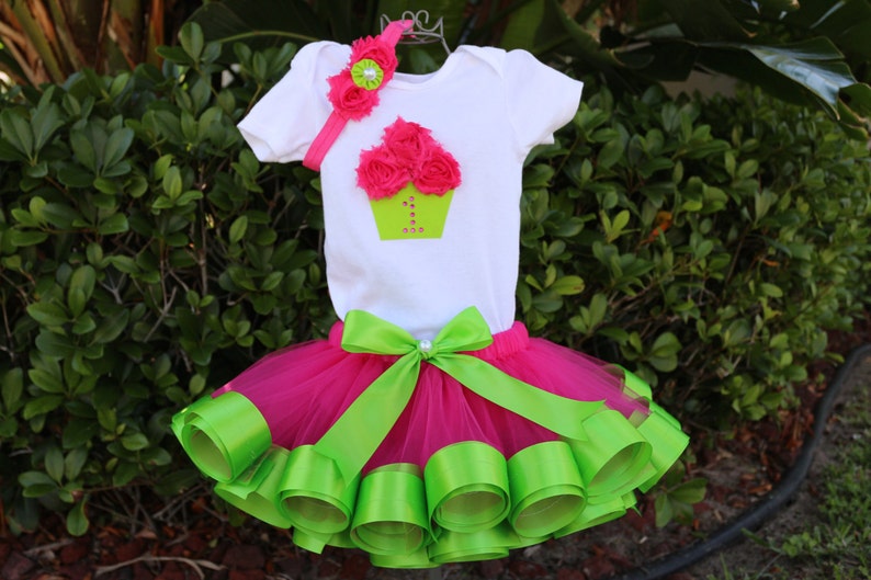 Onesie or T-Shirt with 3D Cupcake /& Rhinestone Age Number with Lime Green and Hot Pink Ribbon Trim Tutu Baby Girl/'s 1st Birthday Outfit