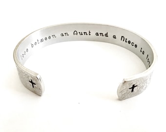 Aunt bracelet, Niece gift,Personalized Cuff, Sister bracelet, Christmas gifts for her, Aunt gift by TheSilverSwing