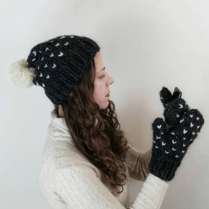 Slouchy Hat and Mittens Set Women Fair Isle Mittens and Wool Knit Hat gift bundle Matching Hat and Mittens Handmade Gift for Her / The Ava afbeelding 8