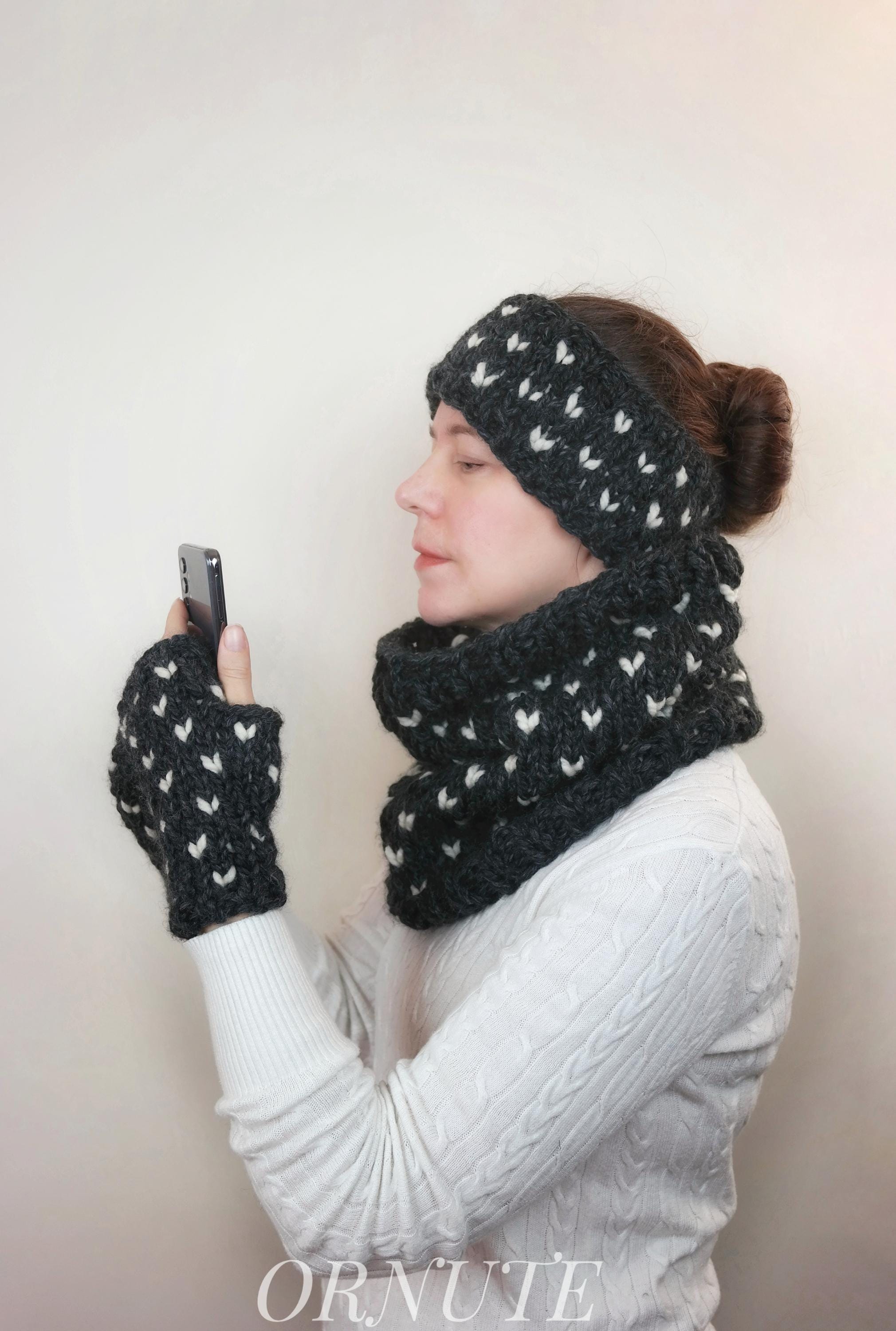 Knitted Matching Cowl and Headband Set - Etsy display picture 2