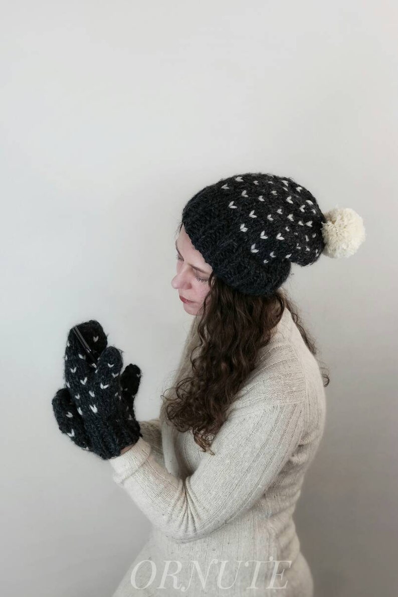 Slouchy Hat and Mittens Set Women Fair Isle Mittens and Wool Knit Hat gift bundle Matching Hat and Mittens Handmade Gift for Her / The Ava afbeelding 9