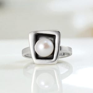 Modern Pearl Ring - Sterling Silver and Freshwater Pearl Ring with Black Patina