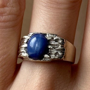 Vintage 10KT White Gold Cast Synthetic Blue Sky Sapphire Ring, Oval Cut Blue Star Sapphire Ring, White Gold Unisex Signet Ring Size 6.5 US