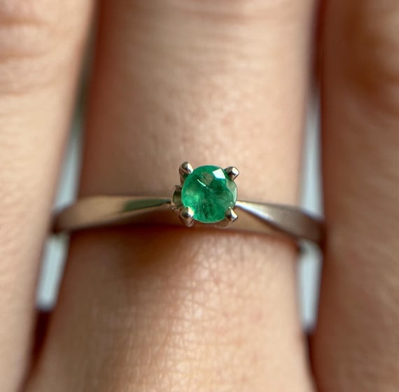 Small Emerald Stone Ring, Solitaire Green Stone R… - image 1