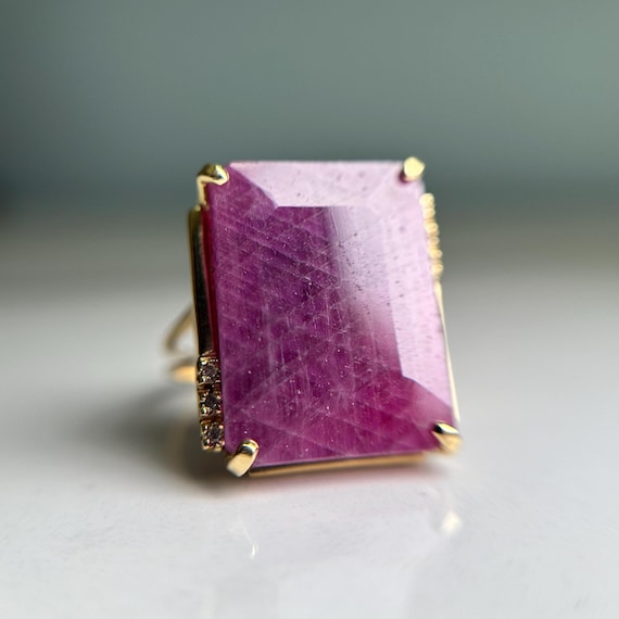 Purple Ruby Rectangle Flat Stone Ring, 18KT Yello… - image 1
