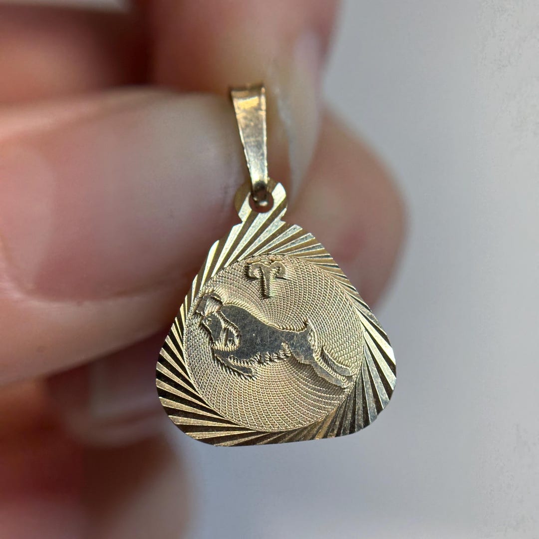 Aries Zodiac Sign Estate 10KT Solid Yellow Gold Triangle Plate Pendant ...