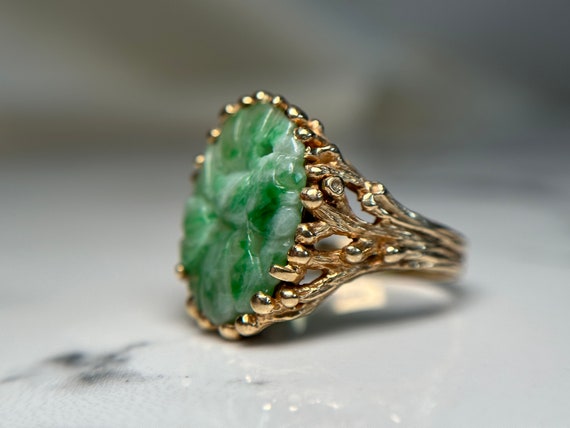 Hand Carved 14KT Gold Jadeite Jade Ring, Jade Sta… - image 4