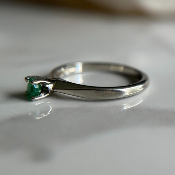 Small Emerald Stone Ring, Solitaire Green Stone R… - image 4