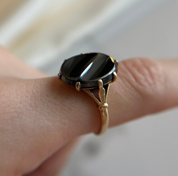 Vintage 10KT Hematite Ring, Large Oval Cut Black/… - image 3