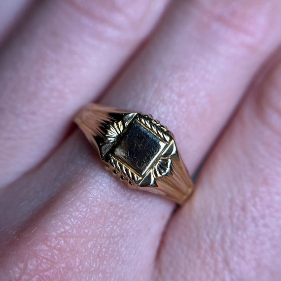 Solid 18KT Gold Blank Signet Ring, Simple Rectang… - image 6
