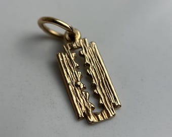 Vintage 10K Gold Razor Blade Charm | Textured Gold Pendant