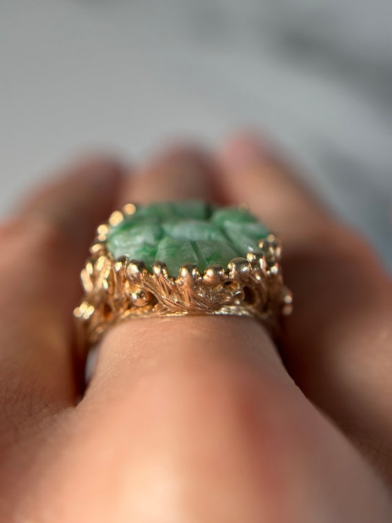 Hand Carved 14KT Gold Jadeite Jade Ring, Jade Sta… - image 8