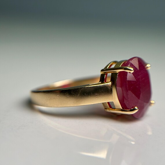 Vibrant 6.05ct Ruby Ring, Solid 14KT Yellow Gold … - image 6