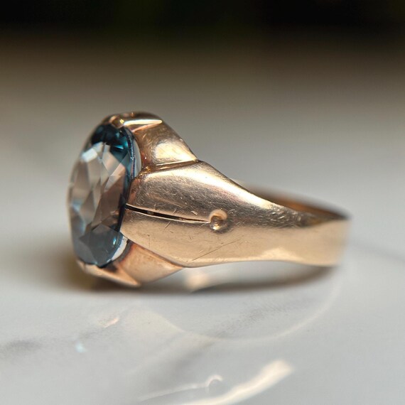 10KT Large Blue Statement Ring, Oval Cut Syntheti… - image 5