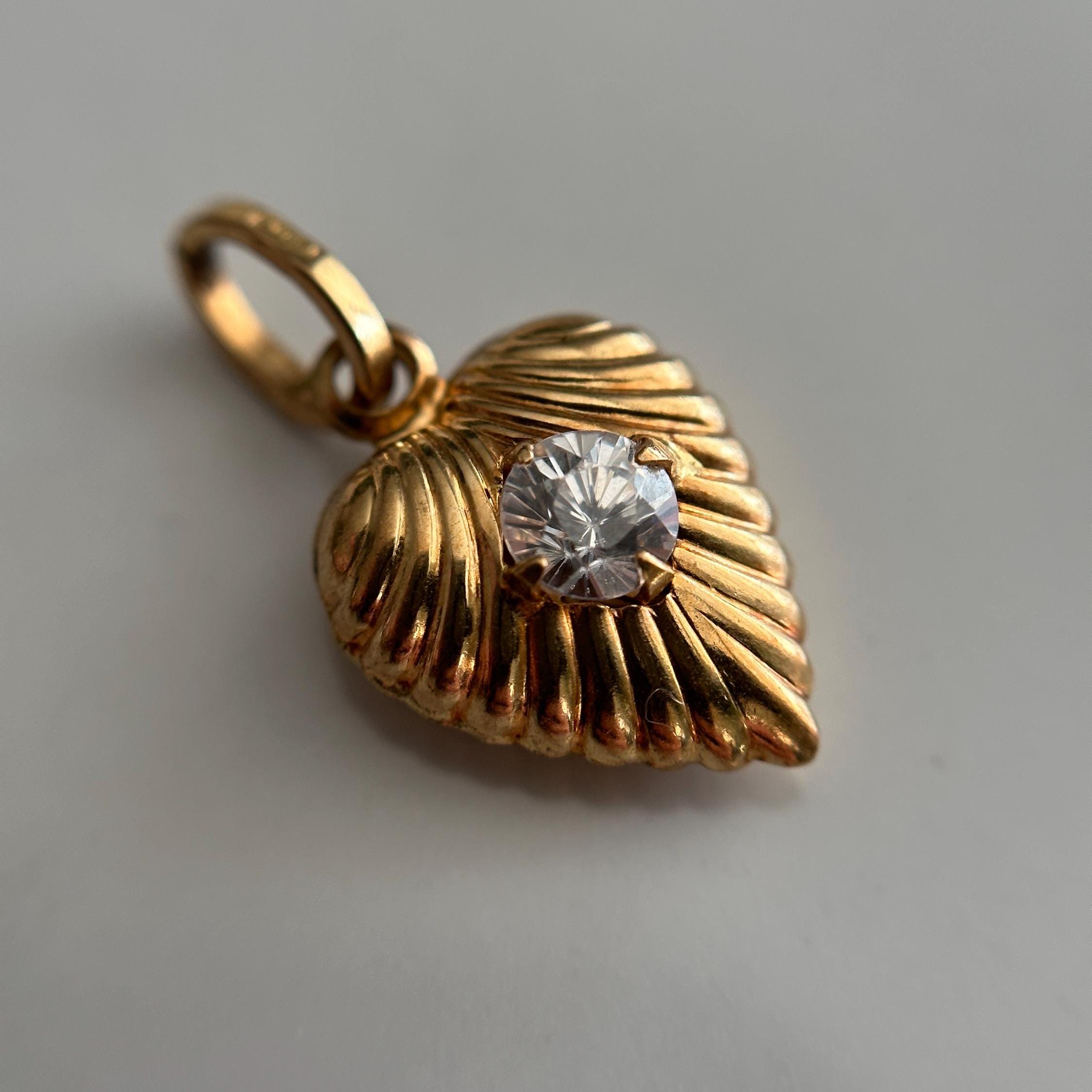 18KT Gold Heart Pendant with Cubic Zirconia Stone, Scalloped Puffy Charm Design, Solitaire Centre Stone, Dainty Girly Pendant