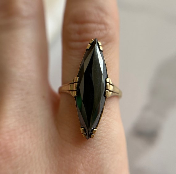 Vintage 10KT Hematite Ring, Large Marquise Cut Bl… - image 4