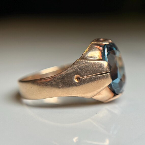 10KT Large Blue Statement Ring, Oval Cut Syntheti… - image 4