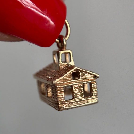 Vintage 14KT Solid Yellow Gold House Charm, Detai… - image 2