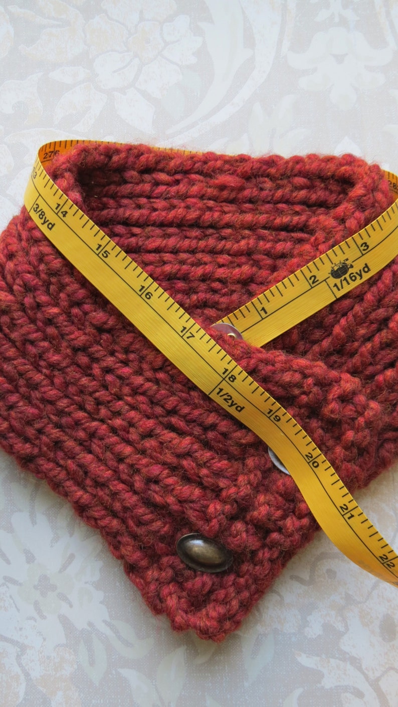 Hand Knitted Buttoned Neck Warmer in Rust Item KNW21604 image 5