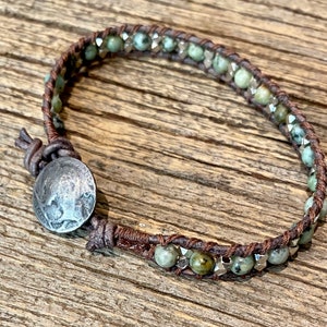 Afrikanischer Türkis und Weiß (Silber) Messingarmband Artikel # B1800-2
