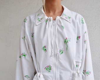 Unique Hand-painted Floral White Jacket / This piece is upcycled vintage from the 1980s or 1990s / Size Medium