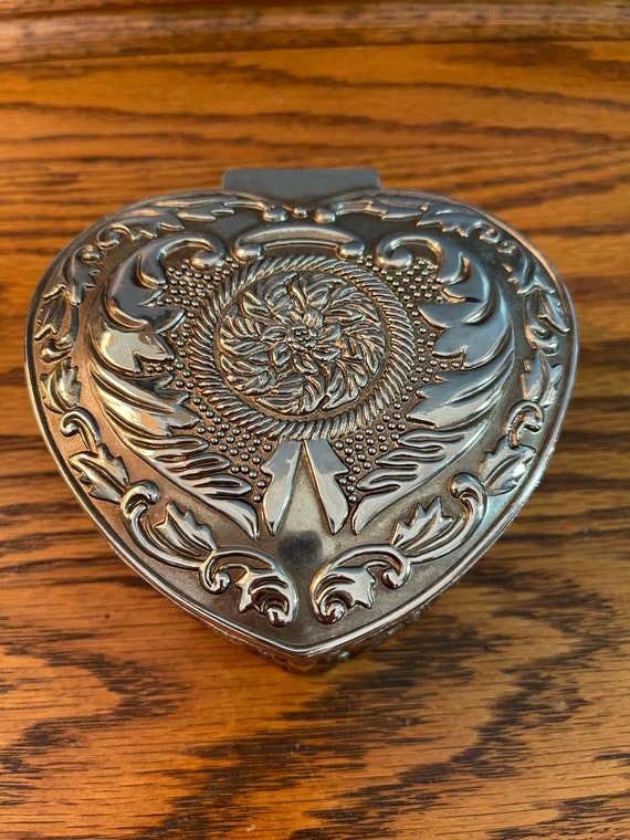 Silver Heart Shaped Trinket Box - Jewelry Box - D… - image 10
