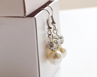 Pearl earrings, bridesmaid earrings, wedding jewelry, bridesmaid gift, pearl and rhinestone