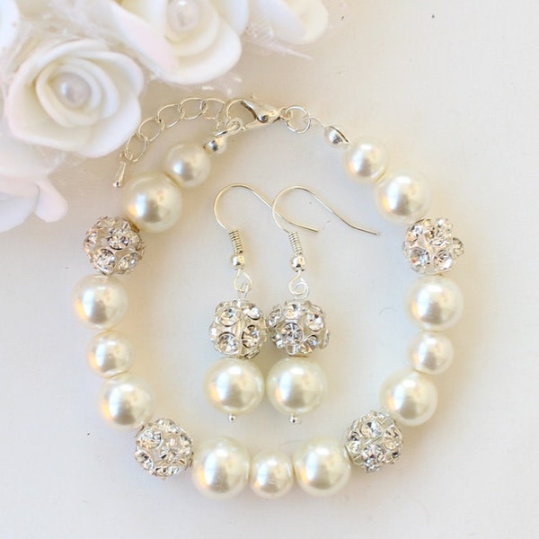 Pearl Bridesmaid Jewelry Set, Silver Plated Bracelet & Earrings