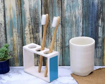 TOOTHBRUSH HOLDER, CERAMIC Cute Holder, Best Desk Organizer For Pens Pencils and Brushes, Zero Waste Gifts