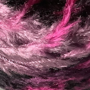 4 balls Mango Moon Feather