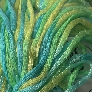 4 balls Cascade Yarns Invito color 10 green/yellow