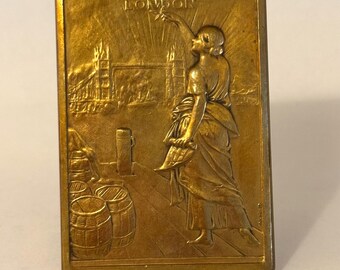 Targa vintage in ottone con bassorilievo di Londra / Tower Bridge in stile Art Déco, souvenir da scrivania.