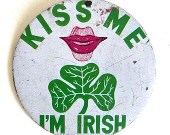 Botón vintage "Bésame, soy irlandés" / Insignia de trébol del Día de San Patricio
