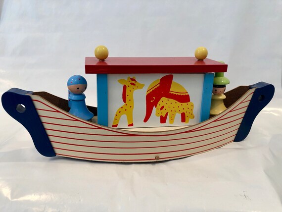 noah's ark boat toy