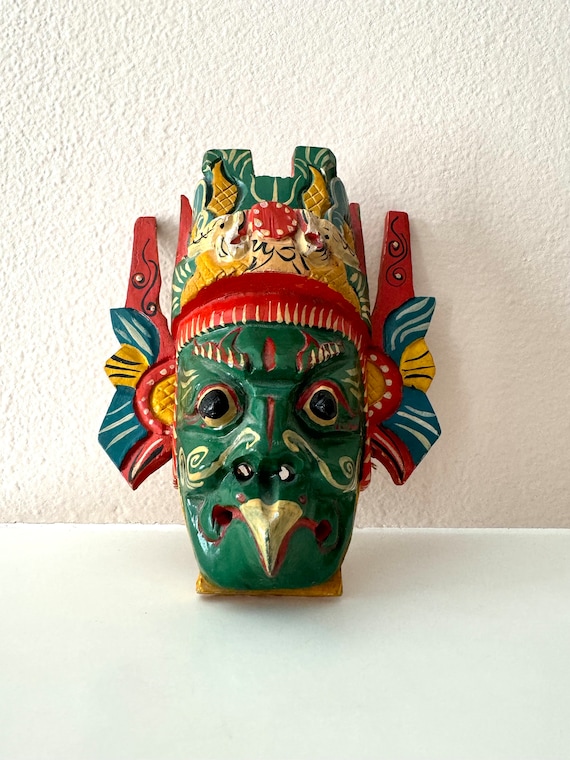 ヴィンテージバリ木製マスク｜手彫りのバロンガルーダ壁アート - Etsy 日本